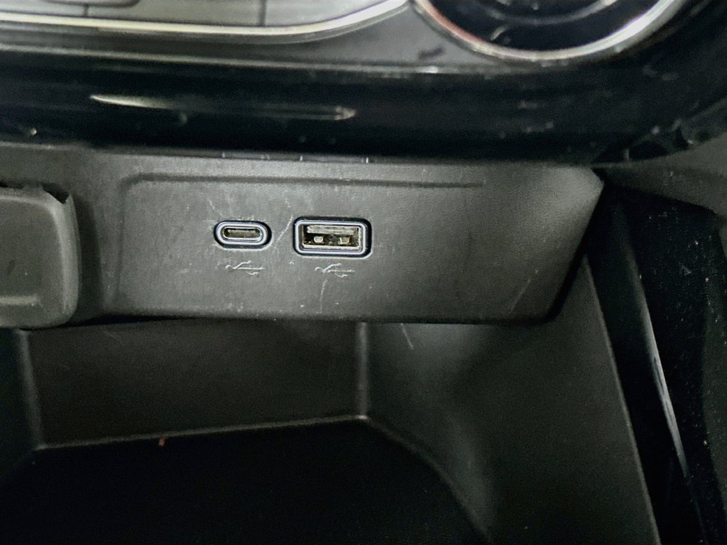 Used 2025 Chevrolet Trax ACTIV FWD image 29