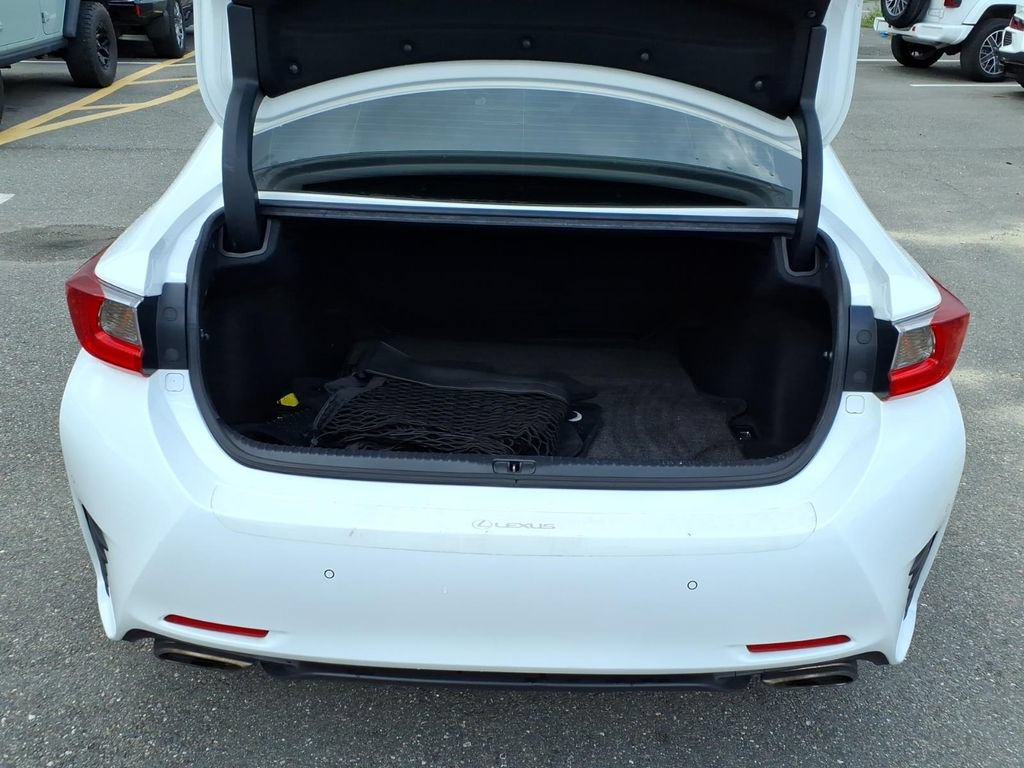 Used 2016 Lexus RC 200t RWD image 17