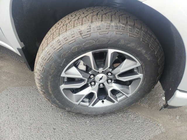 Used 2021 Chevrolet Silverado 1500 RST image 3