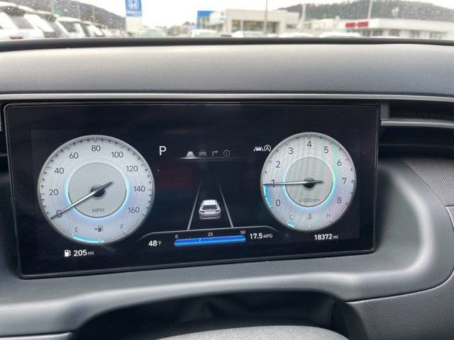 Used 2023 Hyundai Tucson Limited AWD/4WD image 16