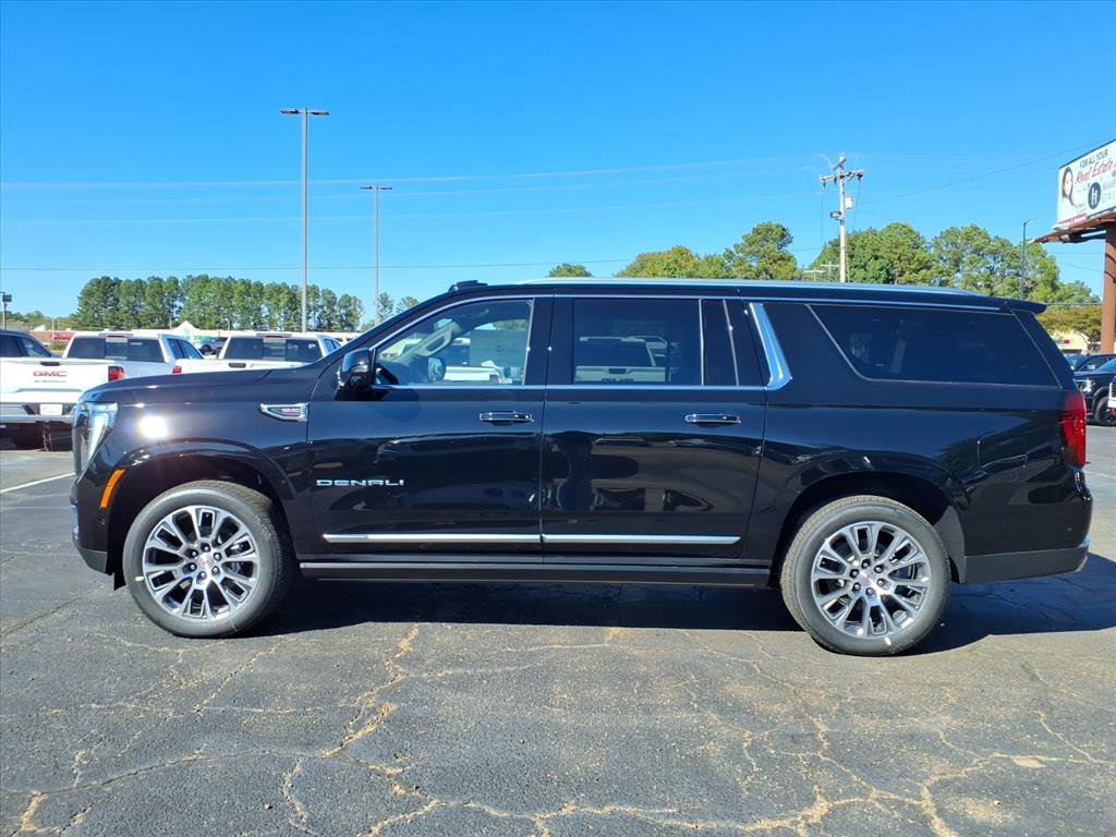 New 2026 GMC Yukon XL Denali w/ Sun & Power Step Package video 1