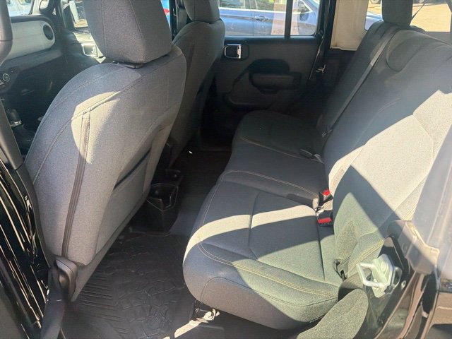 Used 2025 Jeep Wrangler Unlimited Sport AWD/4WD image 4