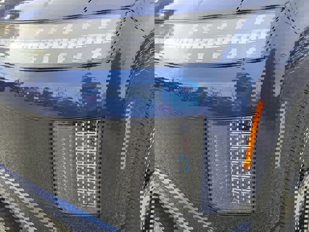 New 2026 Hyundai Ioniq 9 Calligraphy image 11