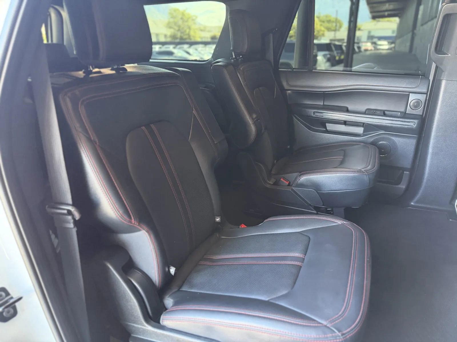 Used 2024 Ford Expedition Max Limited AWD/4WD image 20