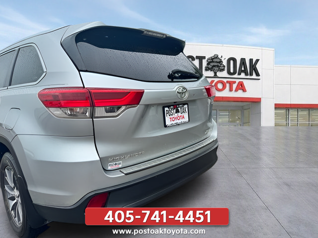 Used 2019 Toyota Highlander XLE w/ Protection Package #3 AWD/4WD image 37