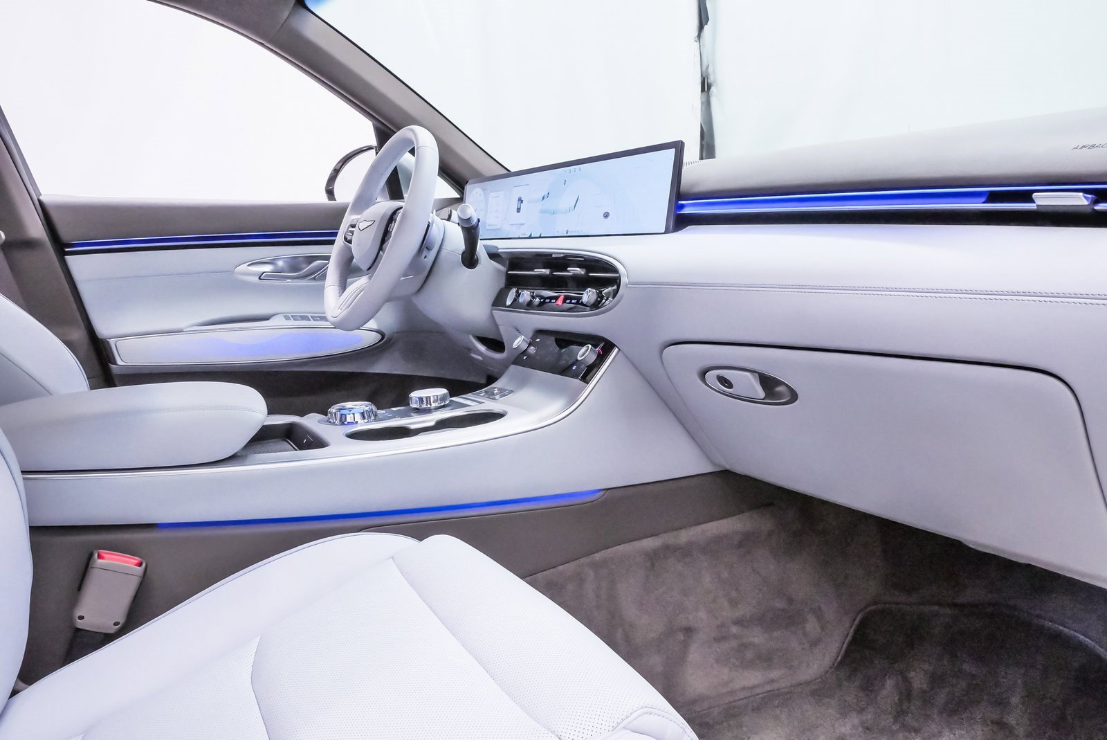 Certified 2026 Genesis GV70 2.5T Advanced image 13