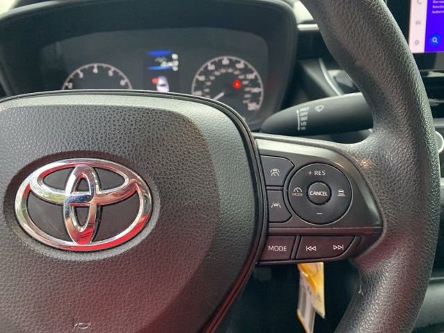 Used 2023 Toyota Corolla LE image 18