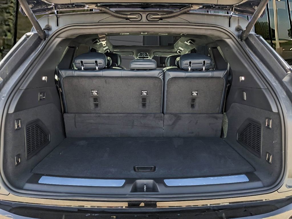 New 2025 Cadillac Escalade IQ Sport 2 image 19