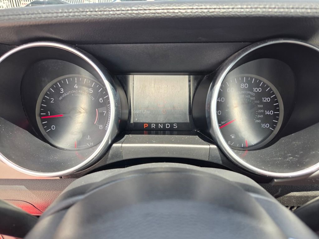 Used 2020 Ford Mustang Premium RWD image 31