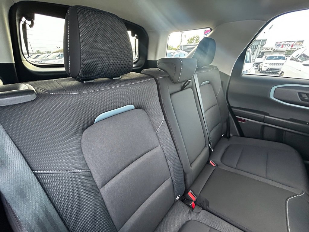 Used 2024 Ford Bronco Sport Badlands image 16