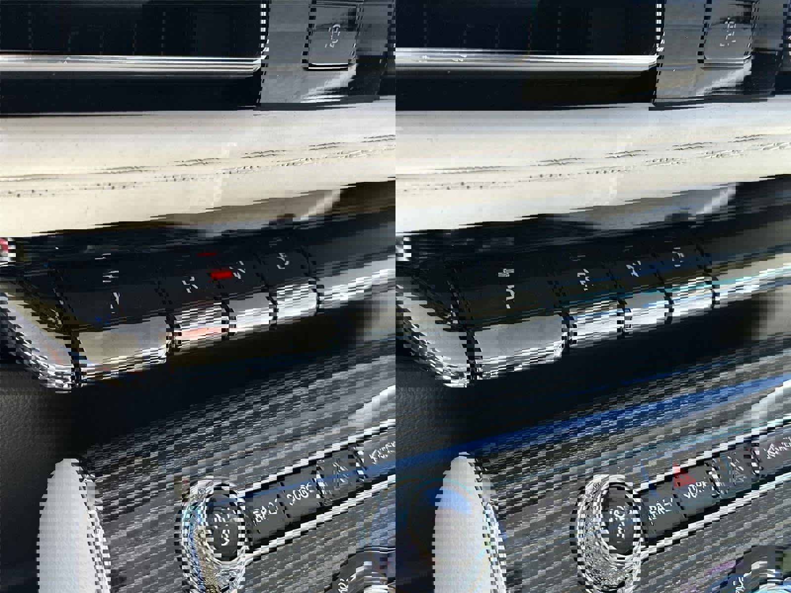 Used 2023 Lincoln Aviator Black Label w/ Dynamic Handling Package image 18