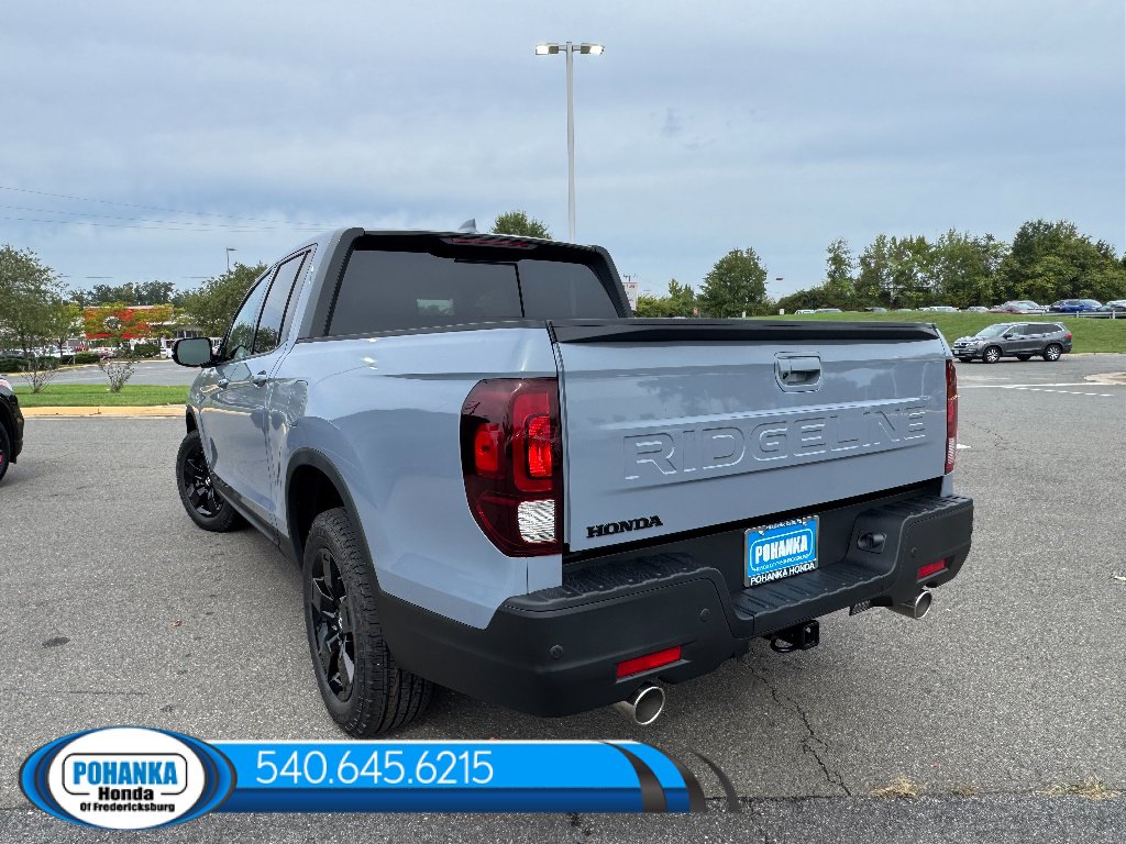 New 2026 Honda Ridgeline Black Edition image 3