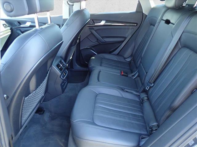Used 2020 Audi Q5 e Premium Plus image 9