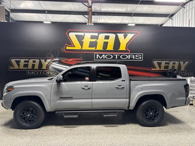 Used 2021 Toyota Tacoma SR5 w/ Technology Package AWD/4WD image 3