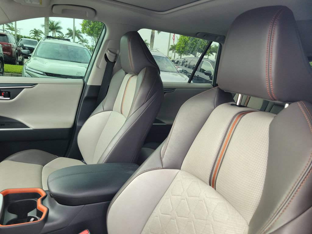 Used 2019 Toyota RAV4 Adventure w/ Cold Weather Package AWD/4WD image 15