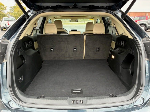 Used 2023 Ford Edge SEL w/ Convenience Package AWD/4WD image 16
