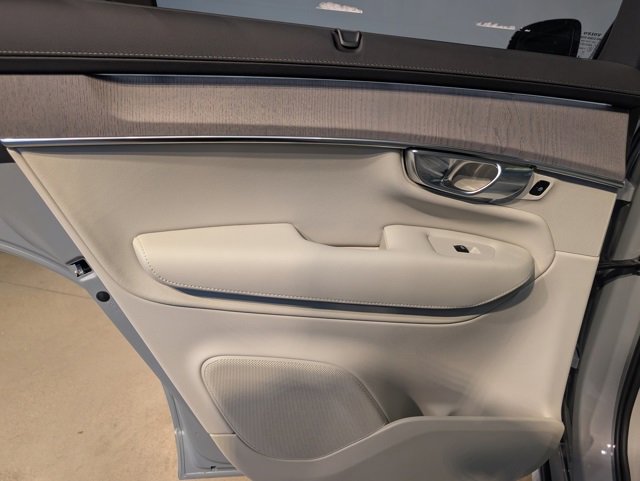 New 2026 Volvo XC90 B6 Ultra image 23