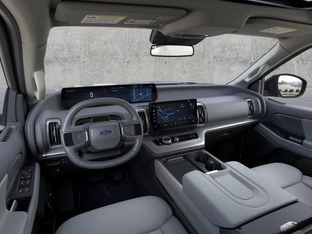 New 2025 Ford Expedition Active image 9