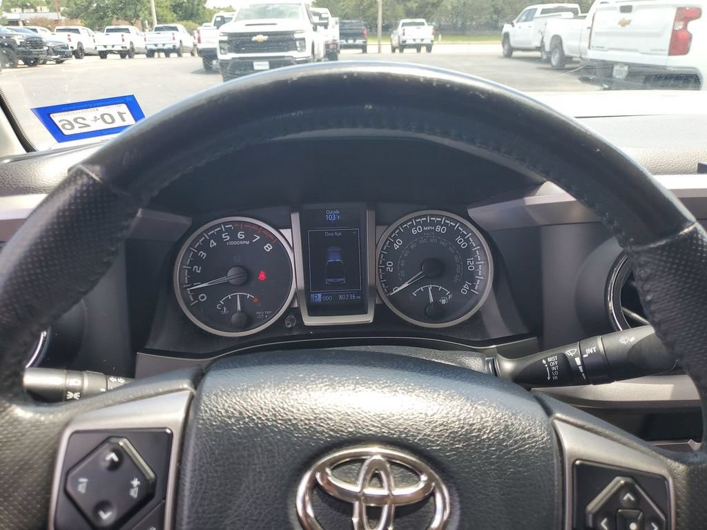 Used 2020 Toyota Tacoma SR5 RWD image 11