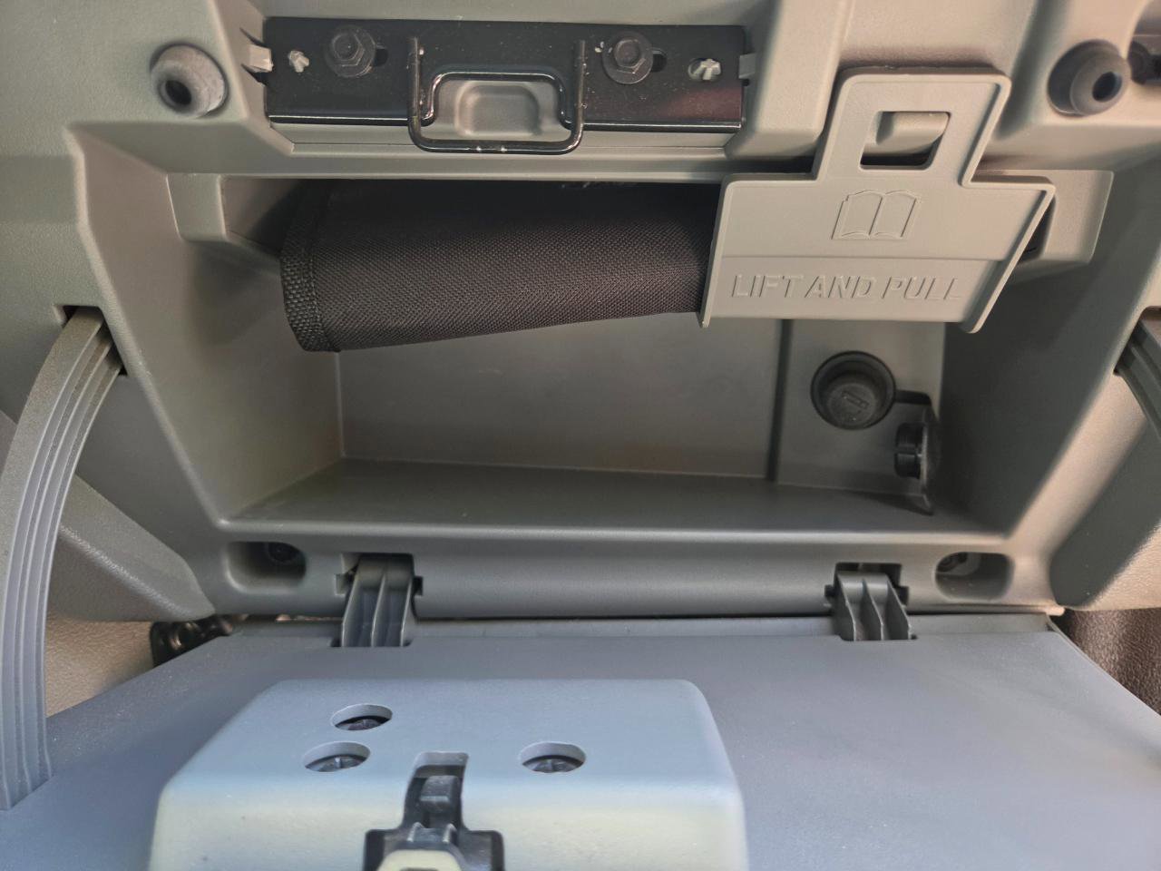 Used 2011 Ford E-250 and Econoline 250 RWD image 14