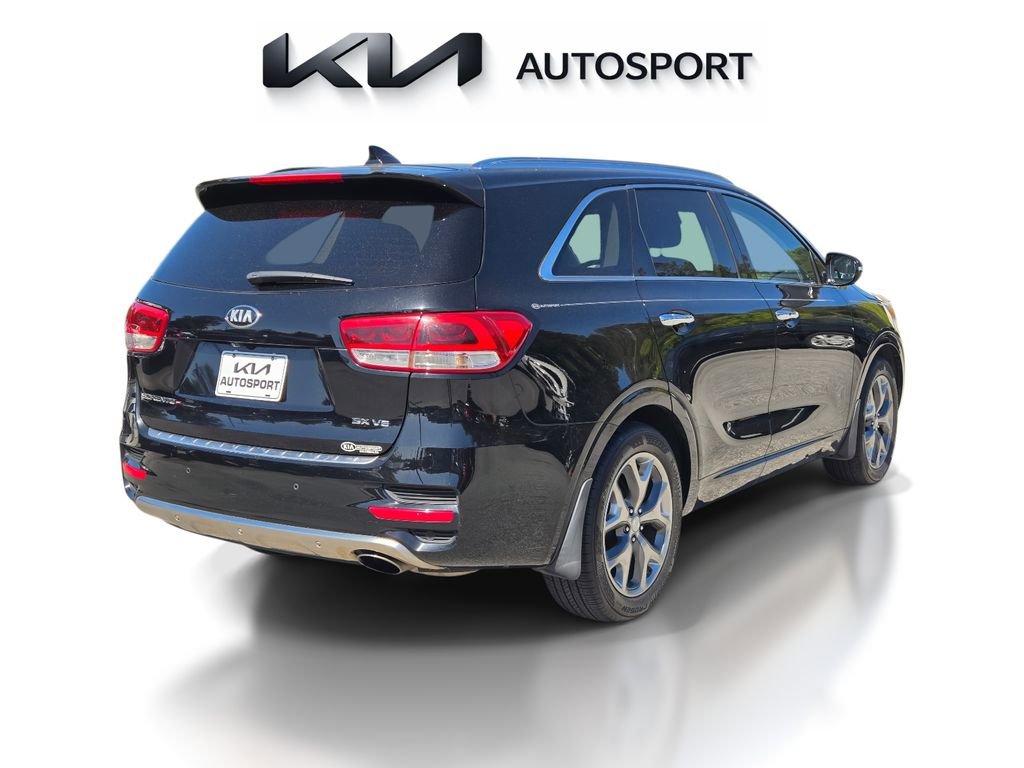 Used 2017 Kia Sorento SX image 8