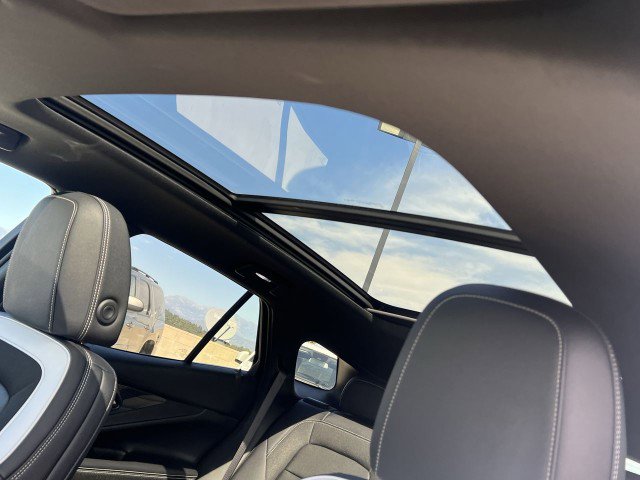 Used 2025 Chevrolet Blazer EV LT image 18