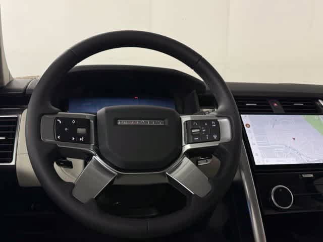 New 2026 Land Rover Discovery S AWD/4WD image 24