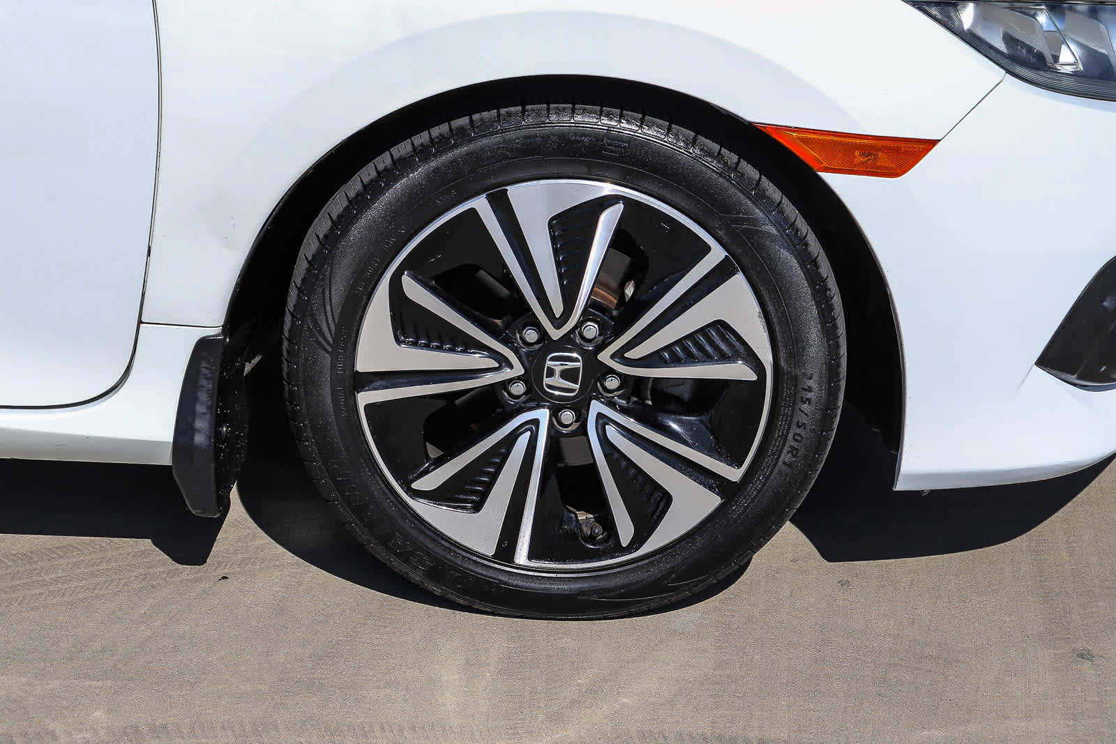 Used 2016 Honda Civic EX-T image 9
