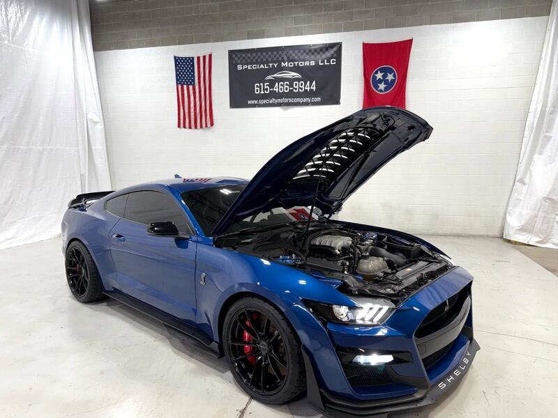 Used 2022 Ford Mustang Shelby GT500 w/ Carbon Fiber Track Pack image 16