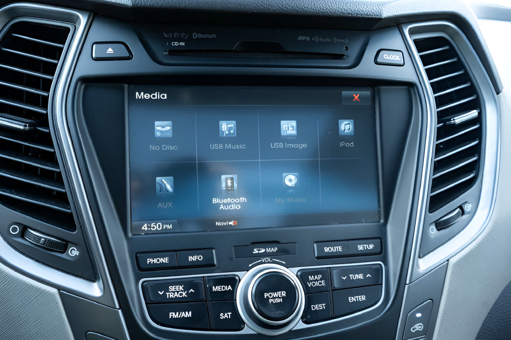 Used 2016 Hyundai Santa Fe Sport 2.0T w/ Option Group 05 FWD image 23