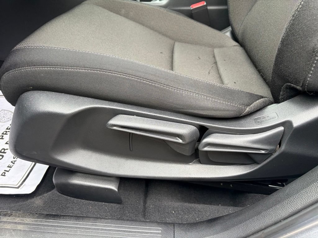 Used 2023 Honda CR-V LX image 6