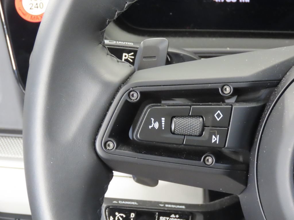 Certified 2026 Porsche Cayenne E-Hybrid AWD/4WD image 20