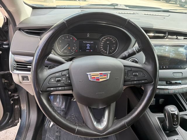 Used 2019 Cadillac XT4 Premium Luxury AWD/4WD image 14