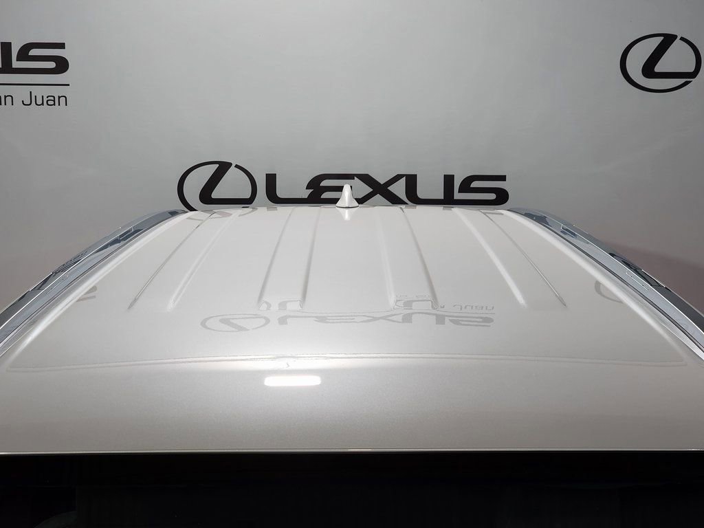 New 2025 Lexus TX 550h AWD Plug-In Hybrid image 7