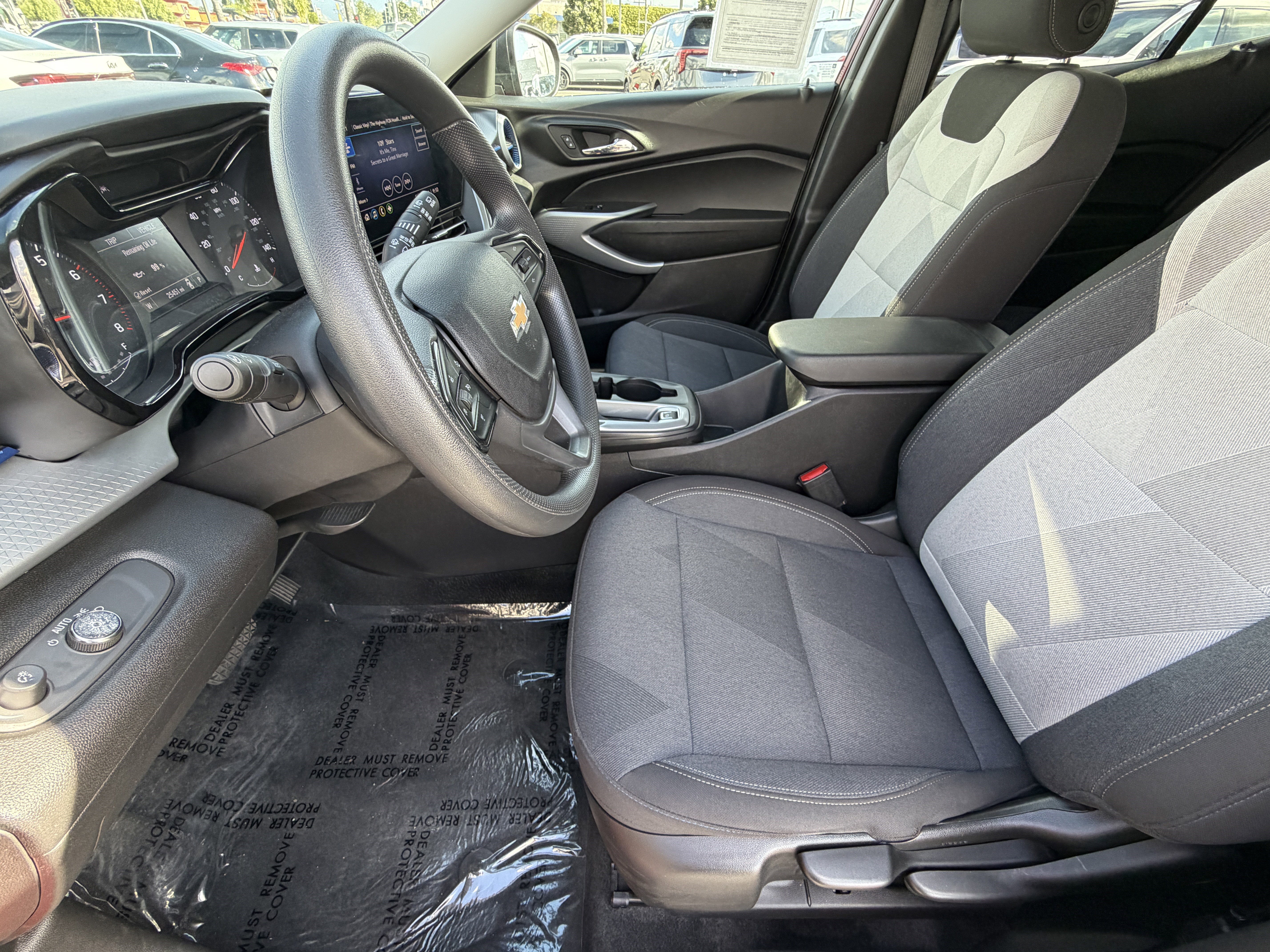 Used 2024 Chevrolet Trax LS image 15