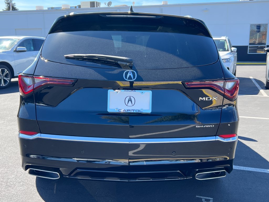Certified 2026 Acura MDX w/ Advance Package AWD/4WD image 10
