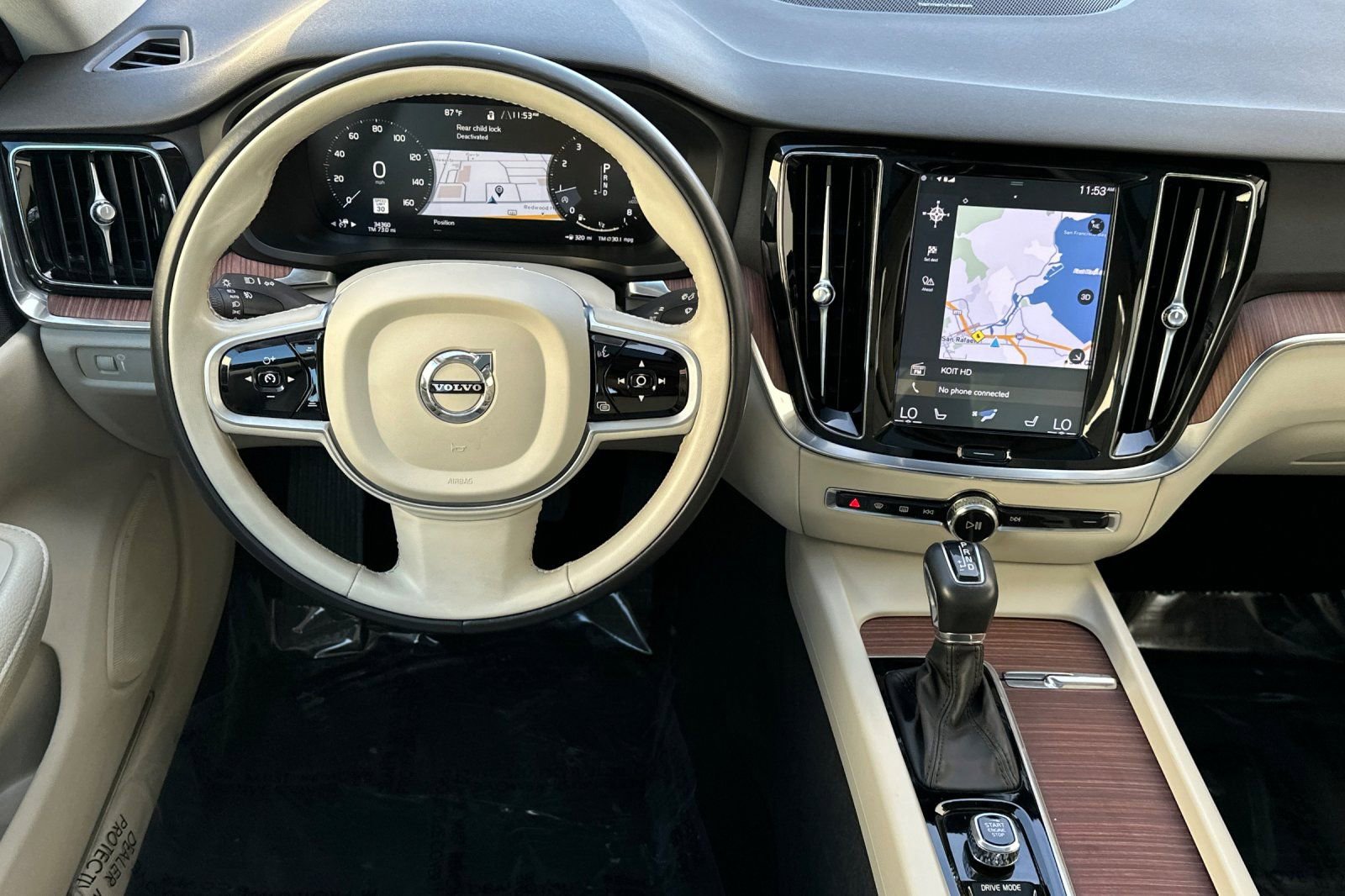 Used 2021 Volvo S60 T5 Momentum image 16