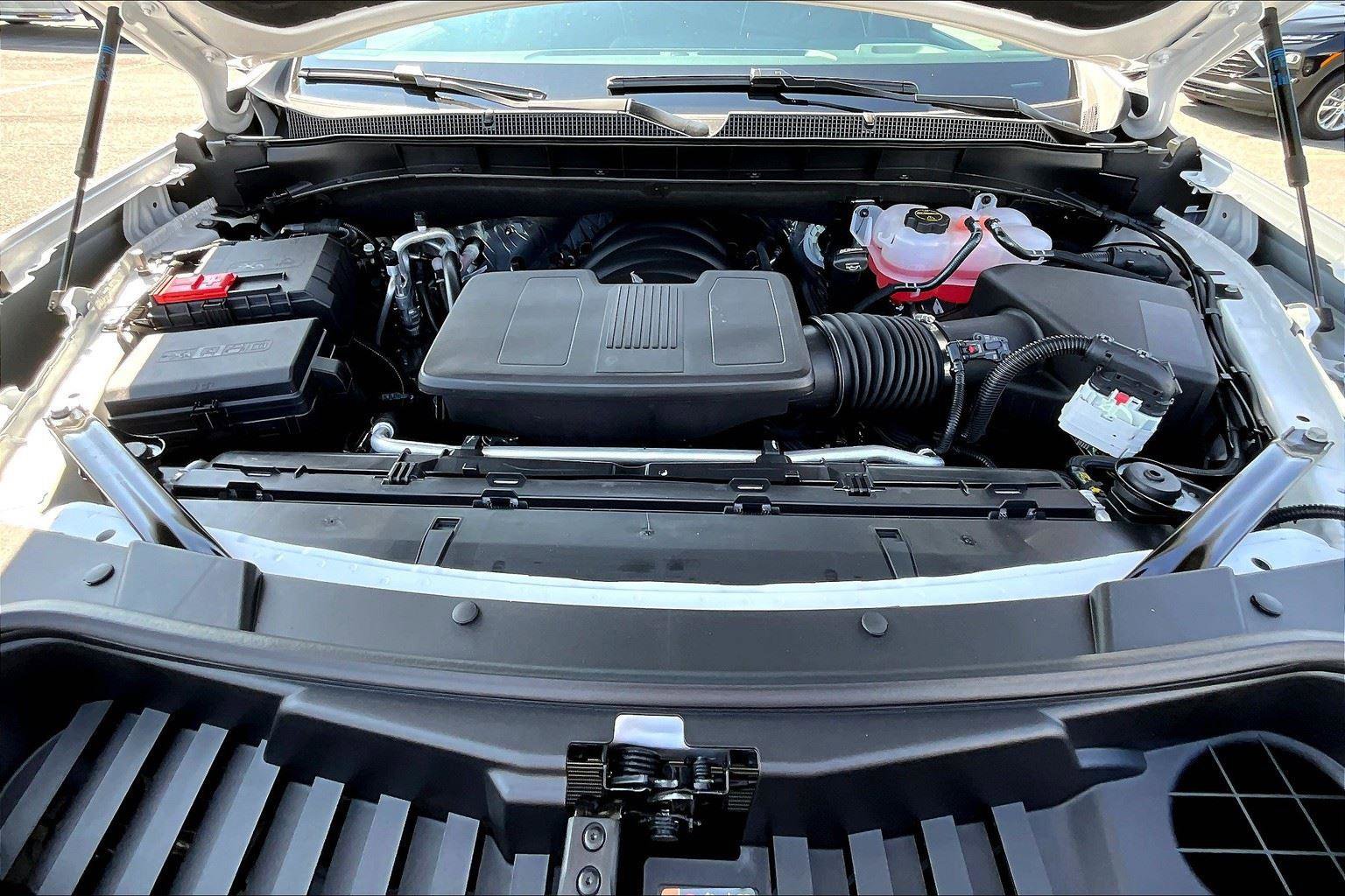 New 2025 Chevrolet Suburban Premier image 17