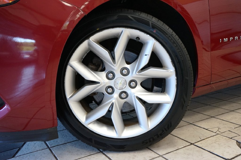 Used 2015 Chevrolet Impala LT FWD image 47