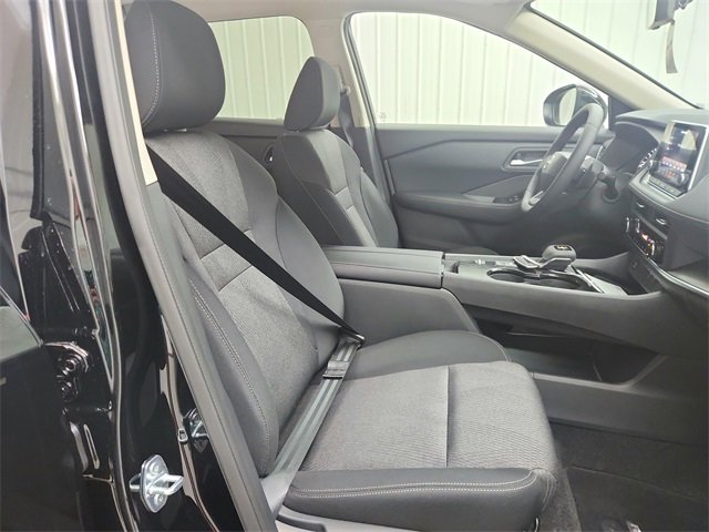 New 2025 Nissan Rogue SV image 32