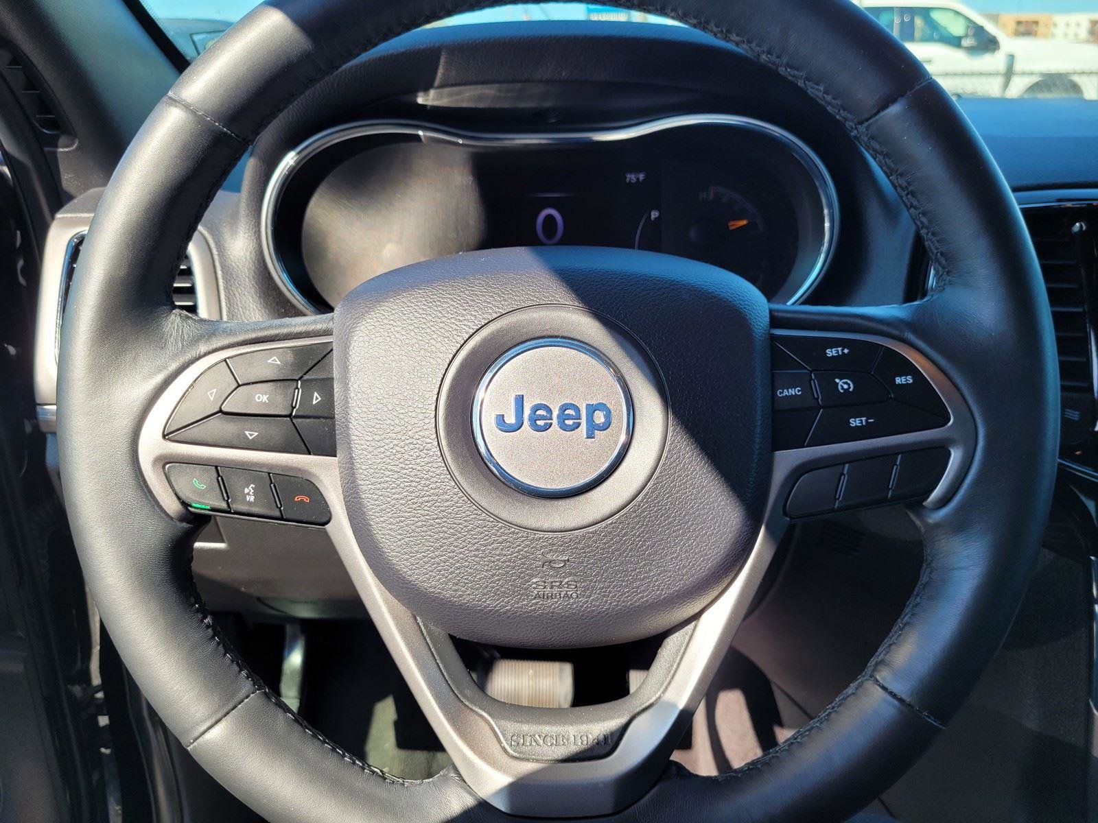 Used 2019 Jeep Grand Cherokee Altitude image 34