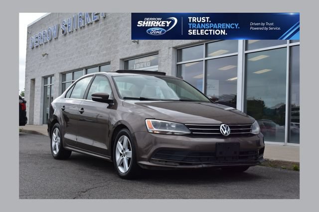 Used 2015 Volkswagen Jetta TDI SE FWD image 1