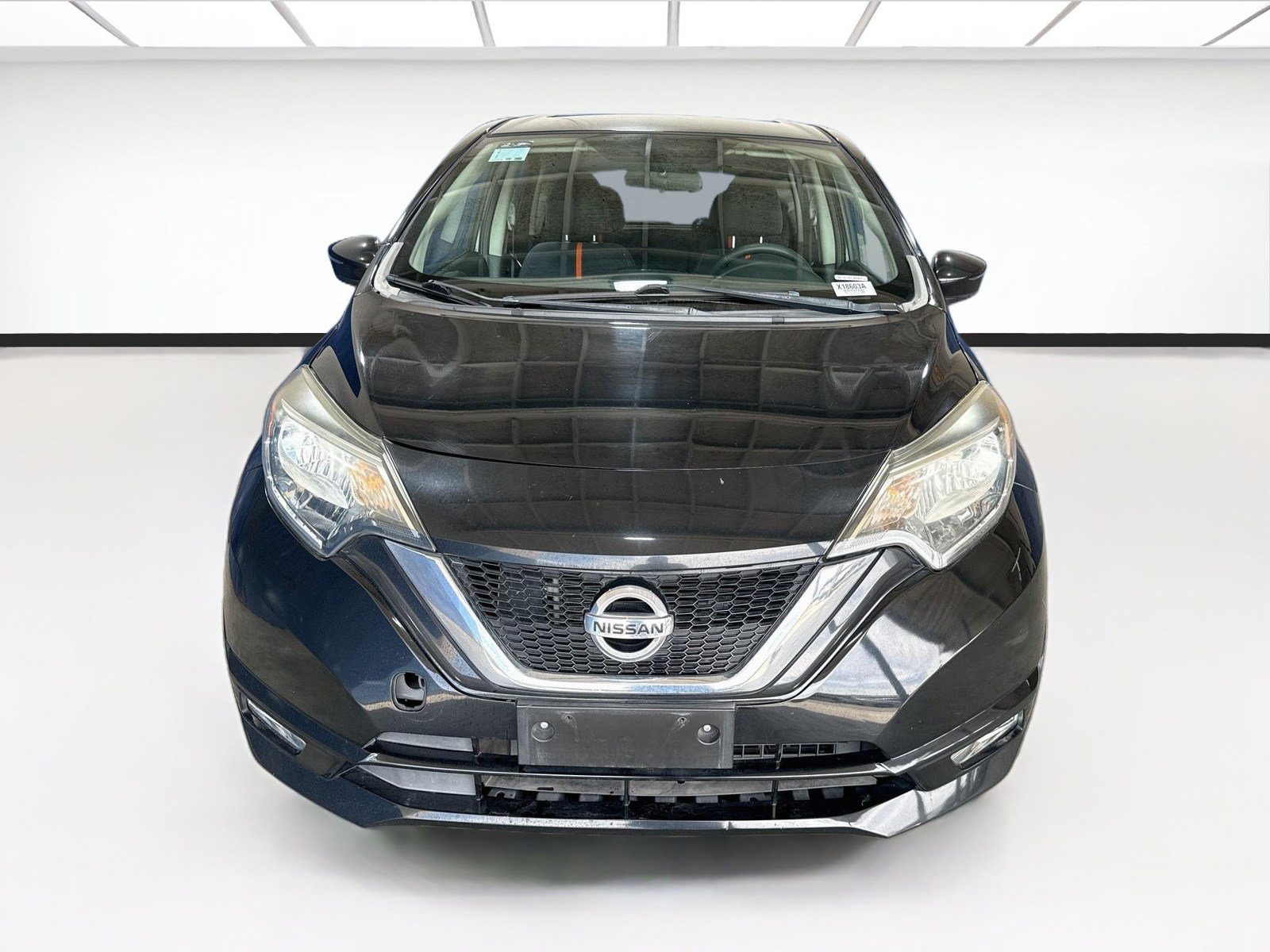 Used 2017 Nissan Versa Note SR FWD image 2