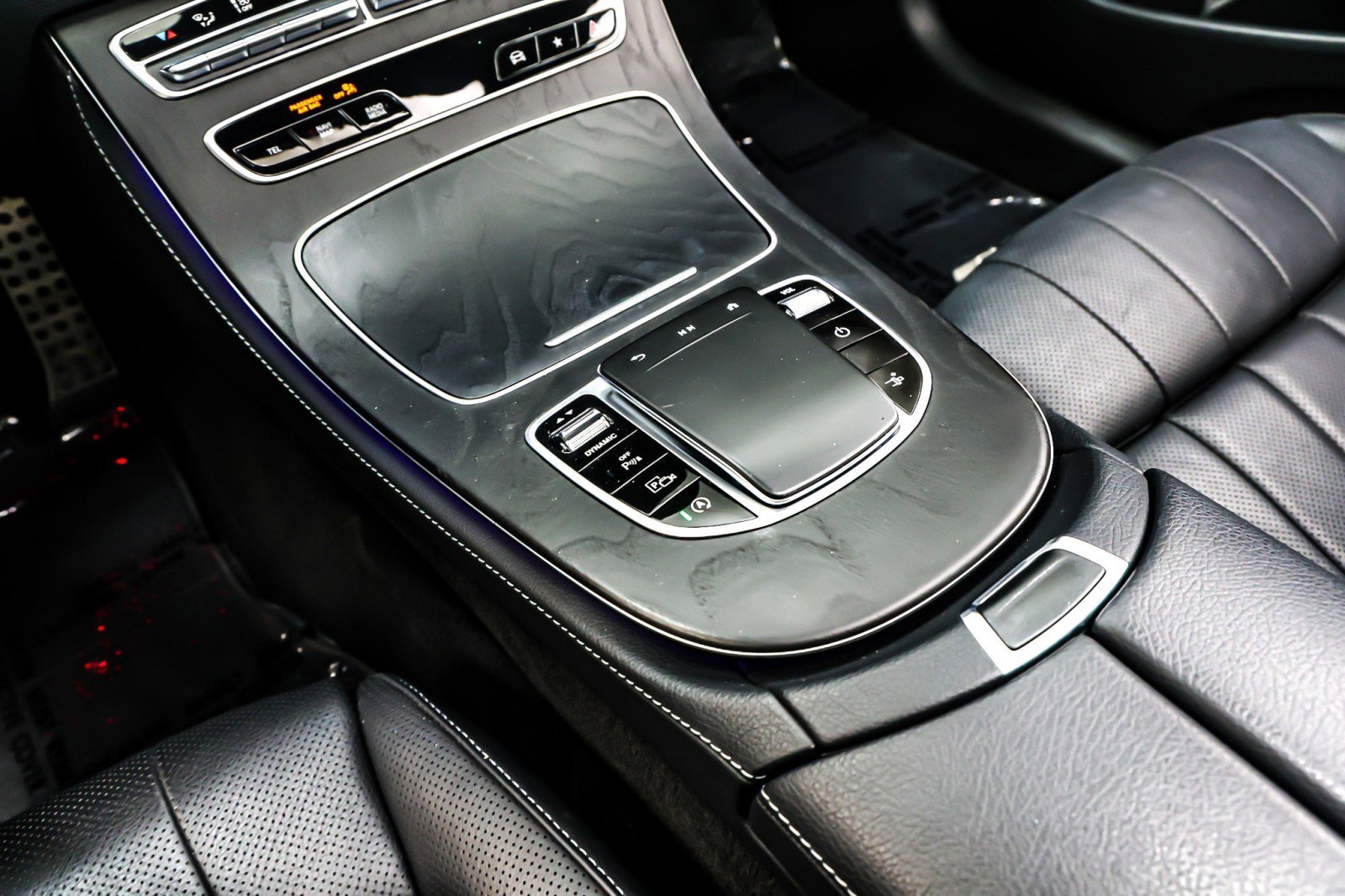 Used 2021 Mercedes-Benz E 450 Coupe image 6