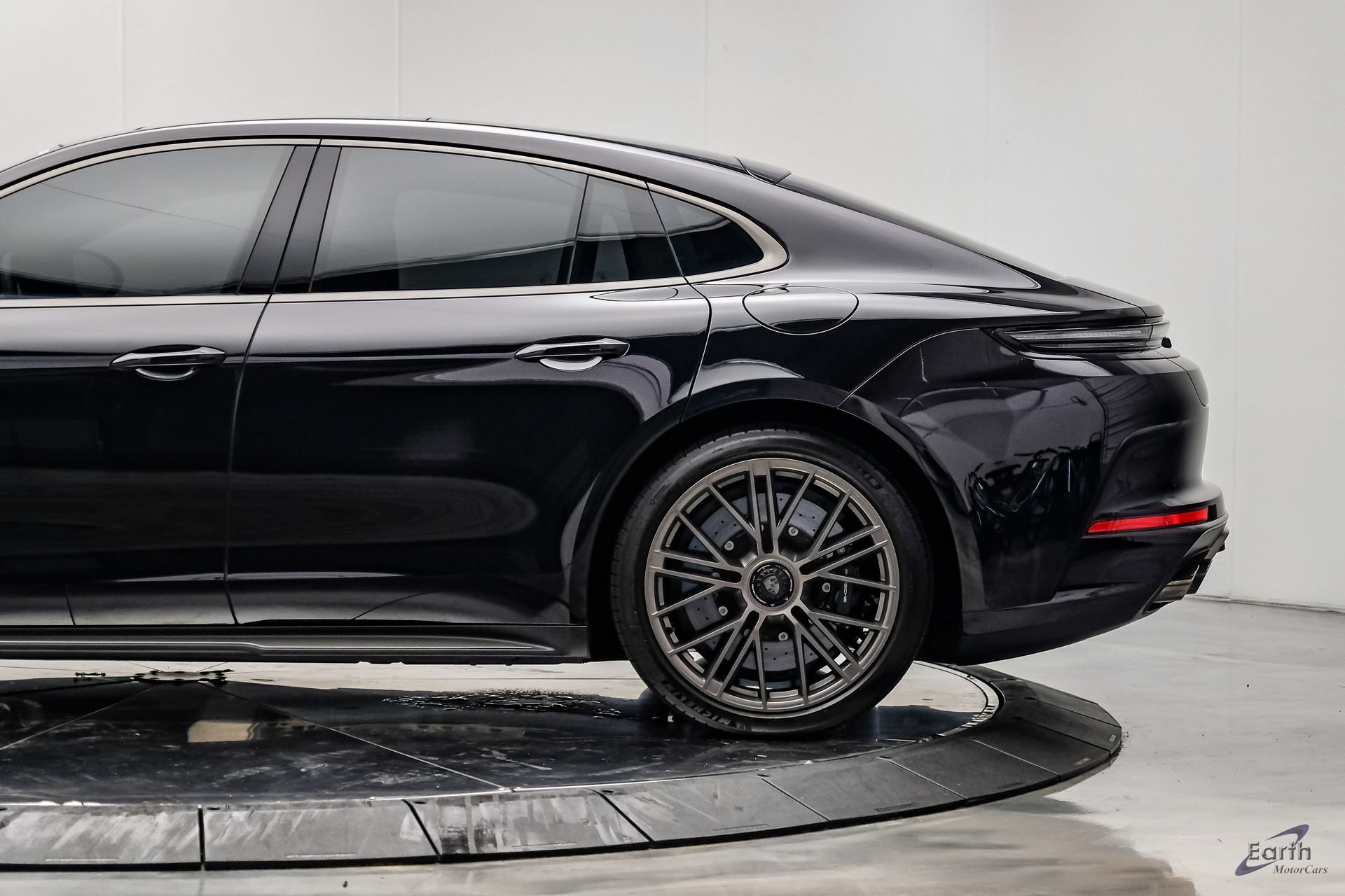 Used 2026 Porsche Panamera Turbo S AWD/4WD image 9