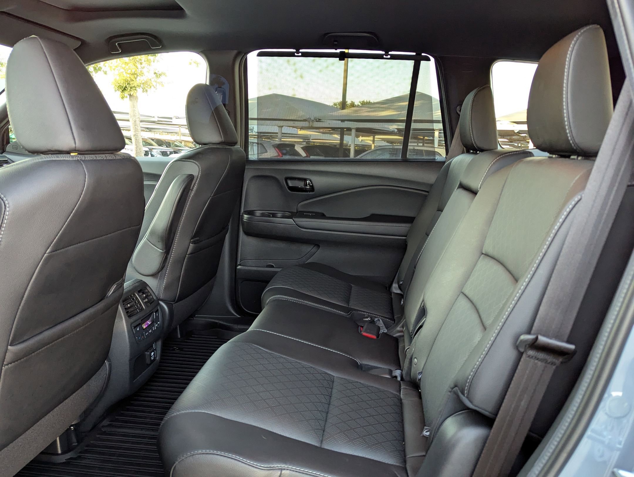 Used 2022 Honda Passport Elite image 15