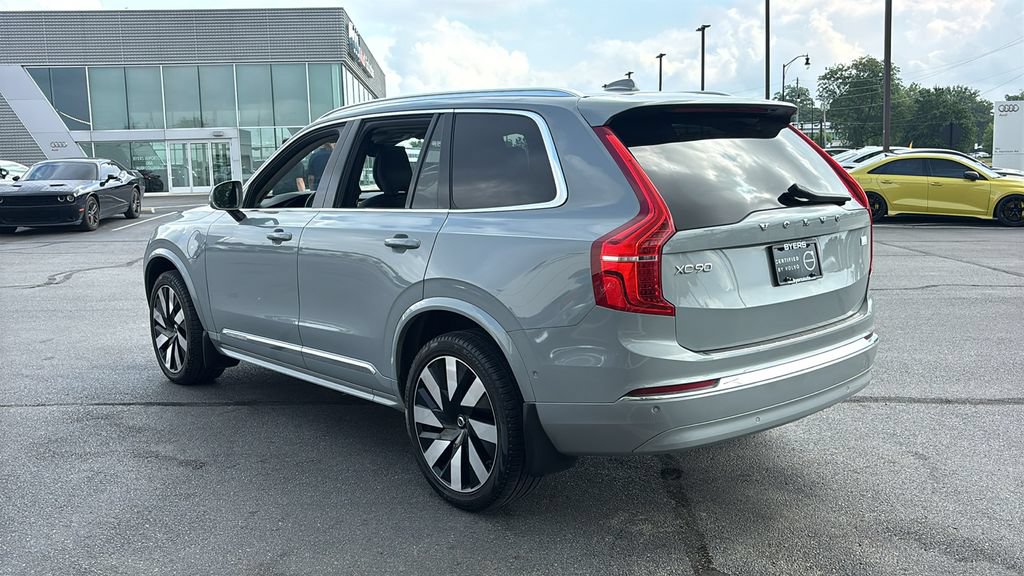 Used 2024 Volvo XC90 T8 Plus w/ Protection Package Premier AWD/4WD image 4
