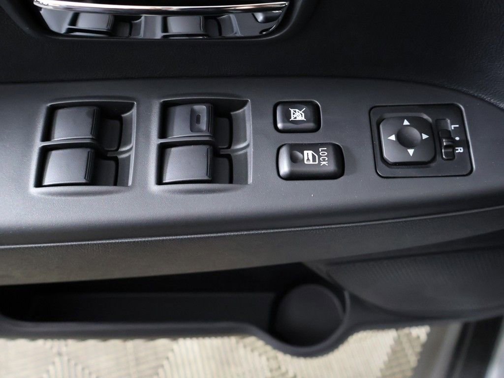 New 2026 Mitsubishi Outlander Sport LE AWD/4WD image 32
