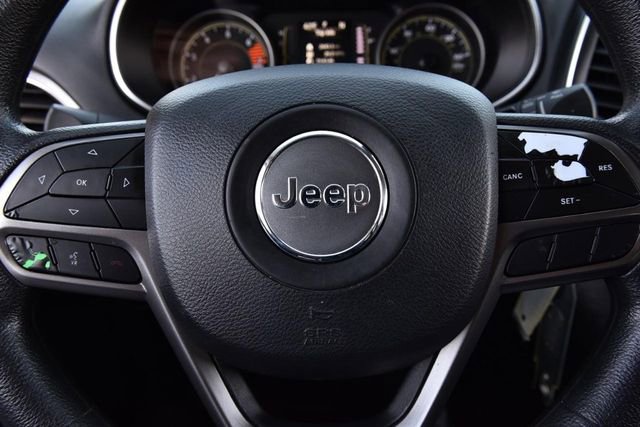 Used 2020 Jeep Cherokee Latitude image 16