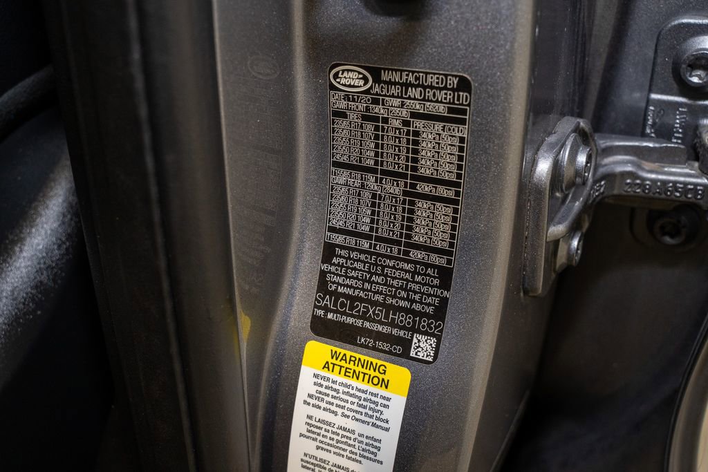 Used 2020 Land Rover Discovery Sport SE R-Dynamic image 24